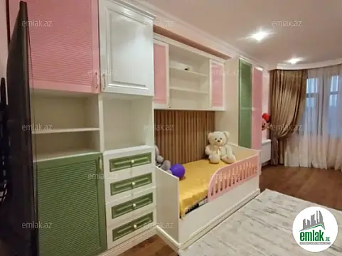 Satılır 4 otaqlı yeni tikili 155 m²