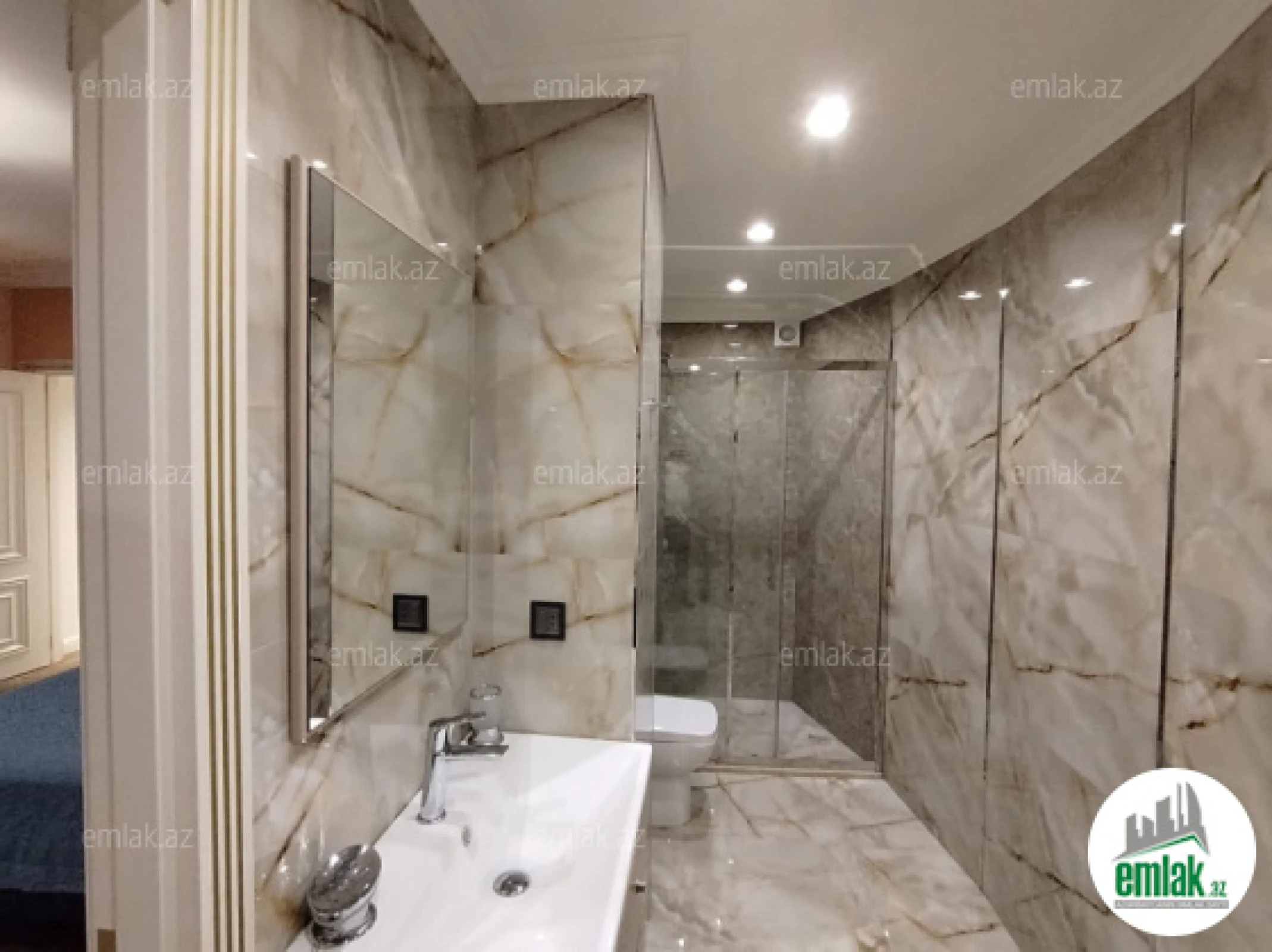 Satılır 4 otaqlı yeni tikili 155 m²