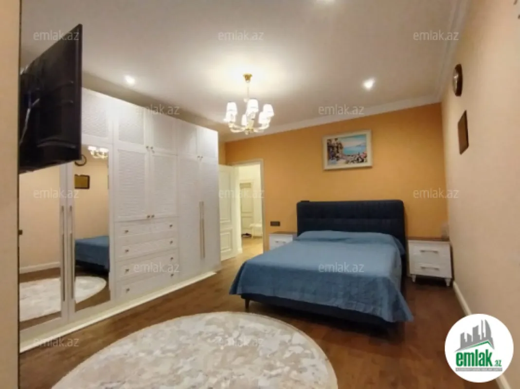 Satılır 4 otaqlı yeni tikili 155 m²