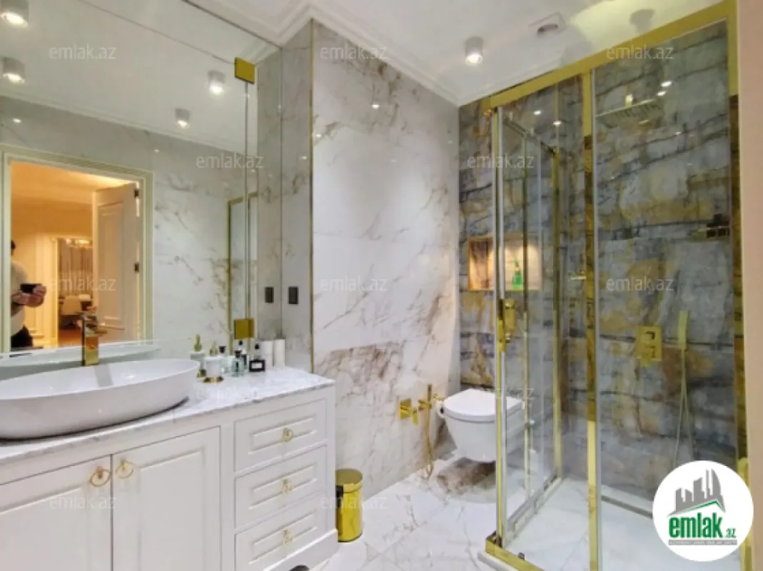 Satılır 4 otaqlı yeni tikili 155 m²