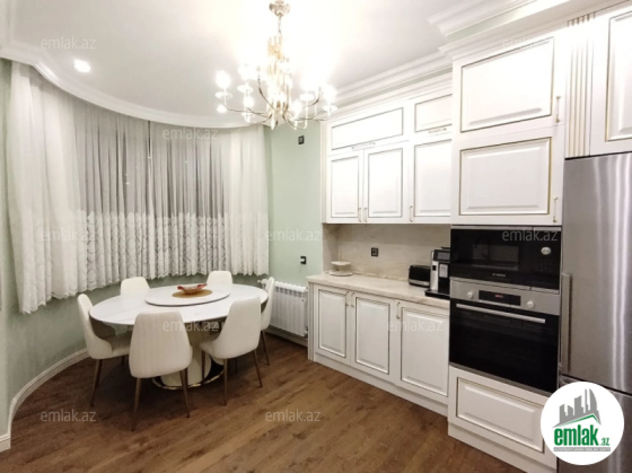 Satılır 4 otaqlı yeni tikili 155 m²