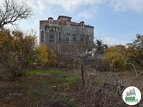 Satılır torpaq sahəsi 12 m²