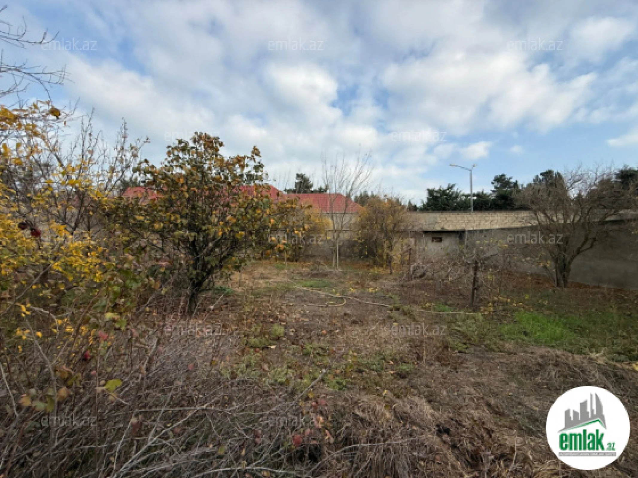 Satılır torpaq sahəsi 12 m²