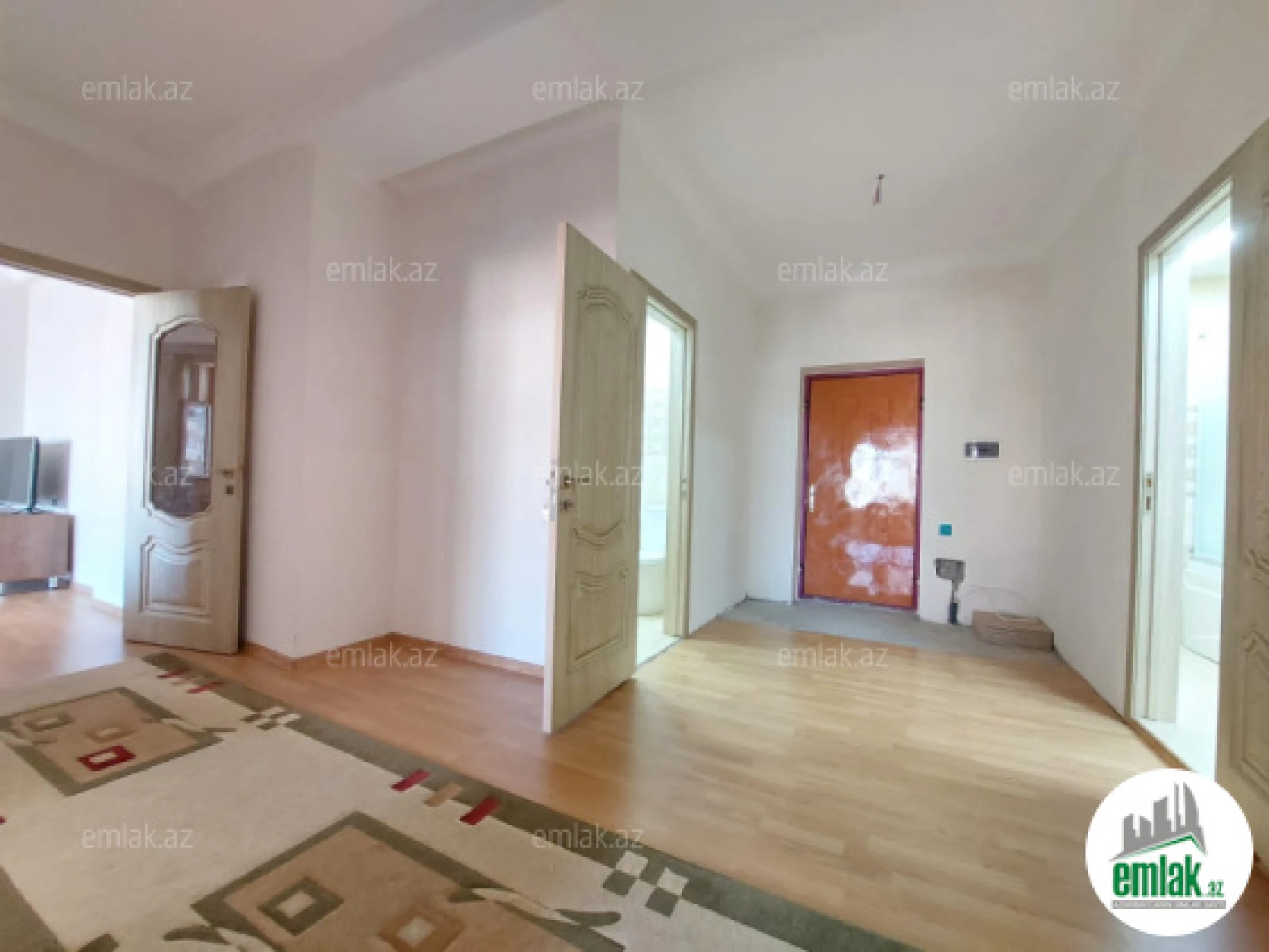 Satılır 4 otaqlı yeni tikili 120 m²