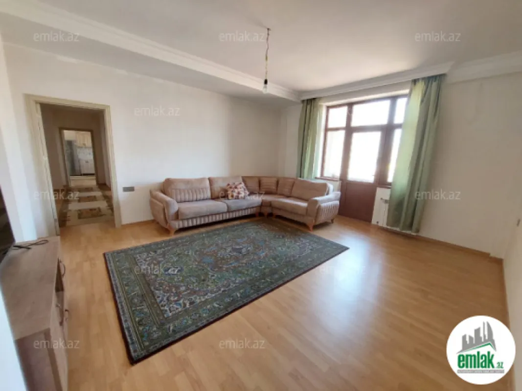 Satılır 4 otaqlı yeni tikili 120 m²