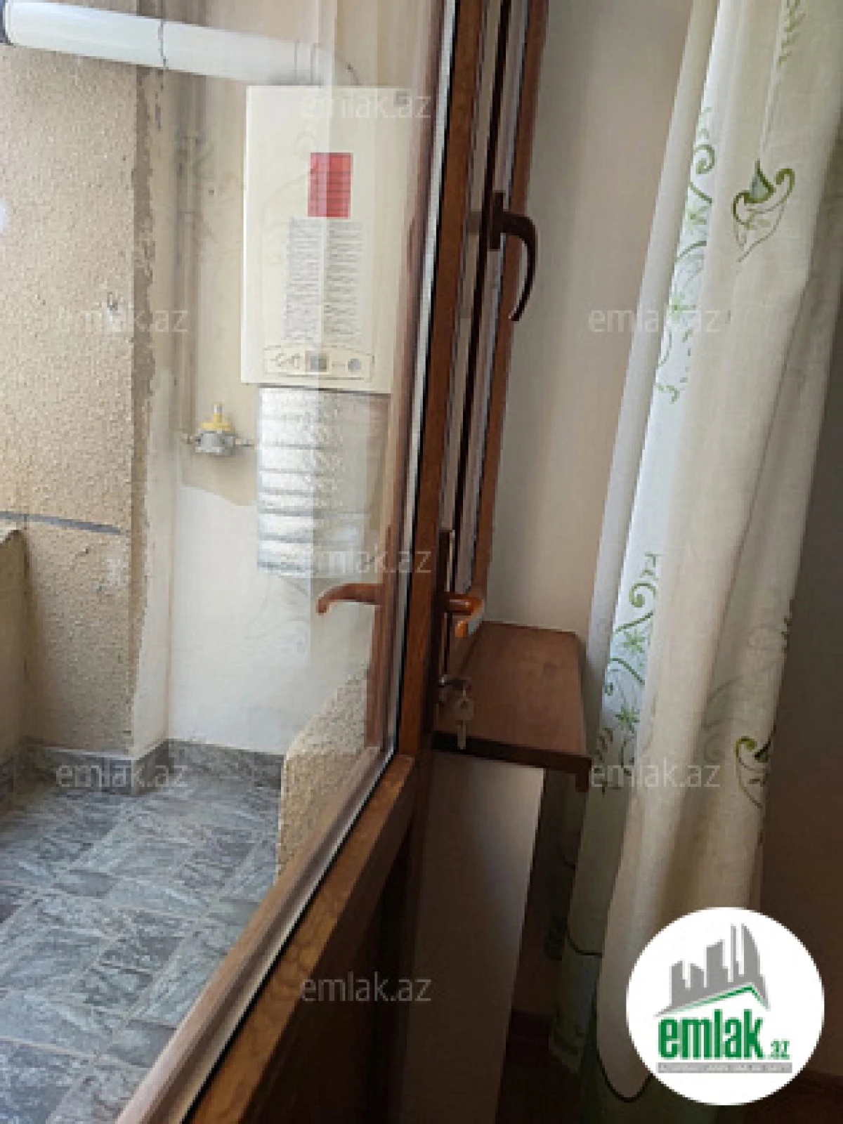 Satılır 4 otaqlı yeni tikili 120 m²