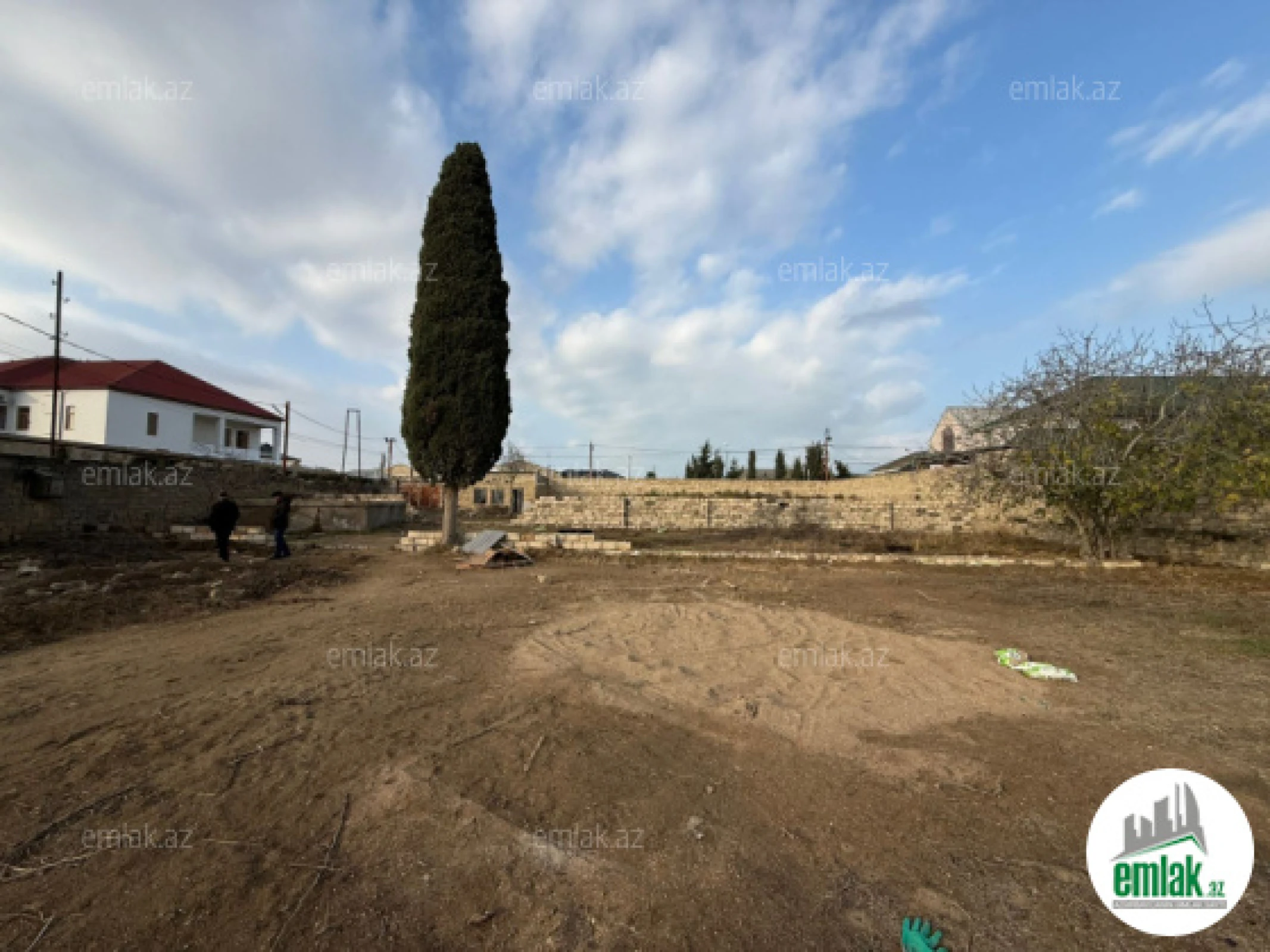 Satılır torpaq sahəsi 12 m²