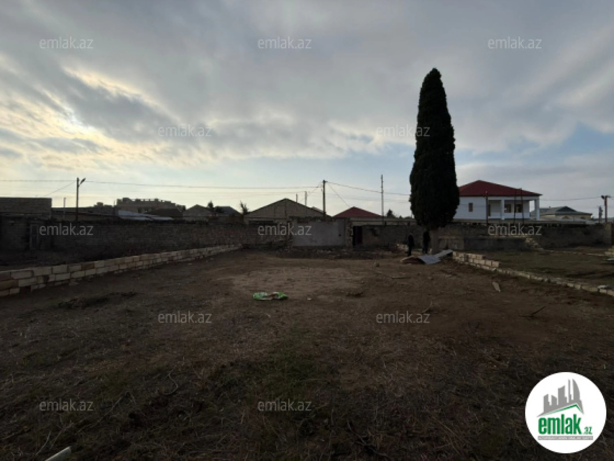 Satılır torpaq sahəsi 12 m²