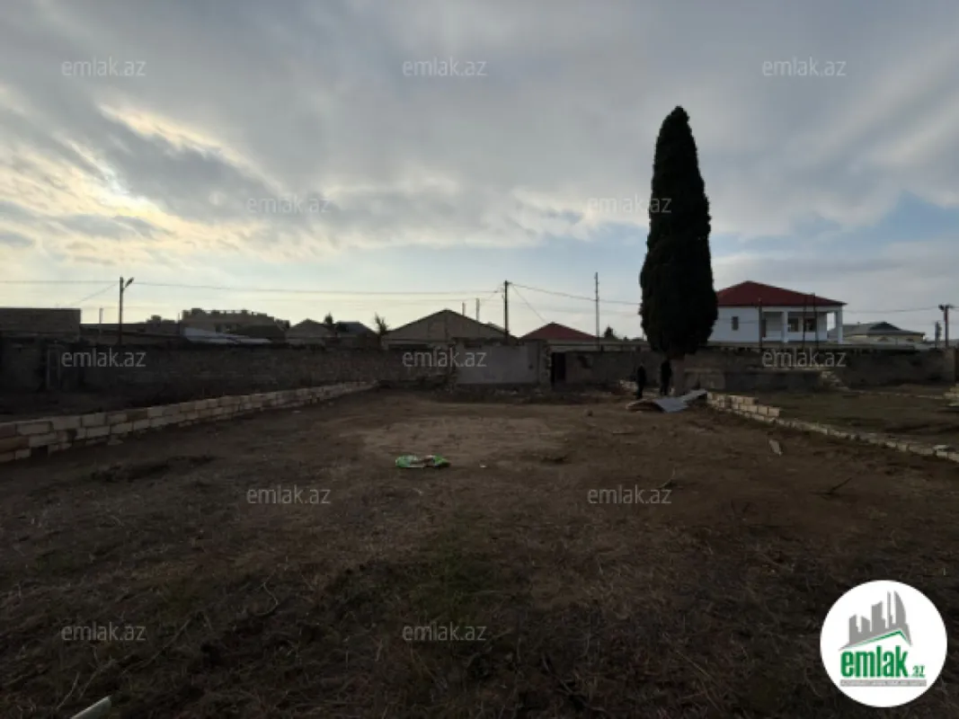 Satılır torpaq sahəsi 12 m²