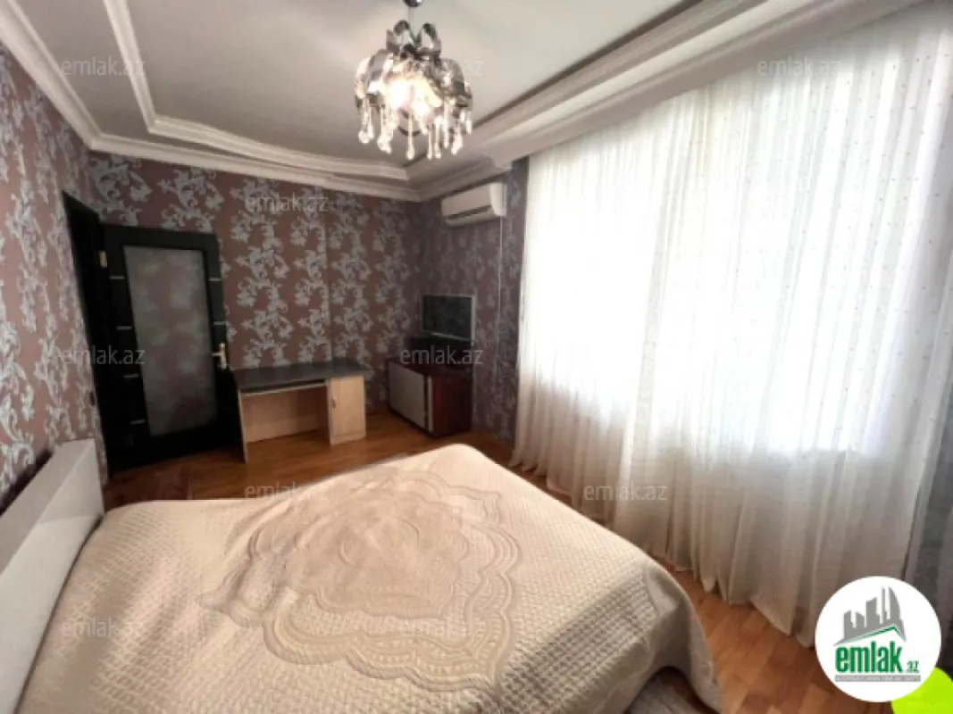 Satılır 3 otaqlı yeni tikili 120 m²