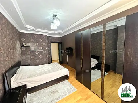 Satılır 3 otaqlı yeni tikili 120 m²