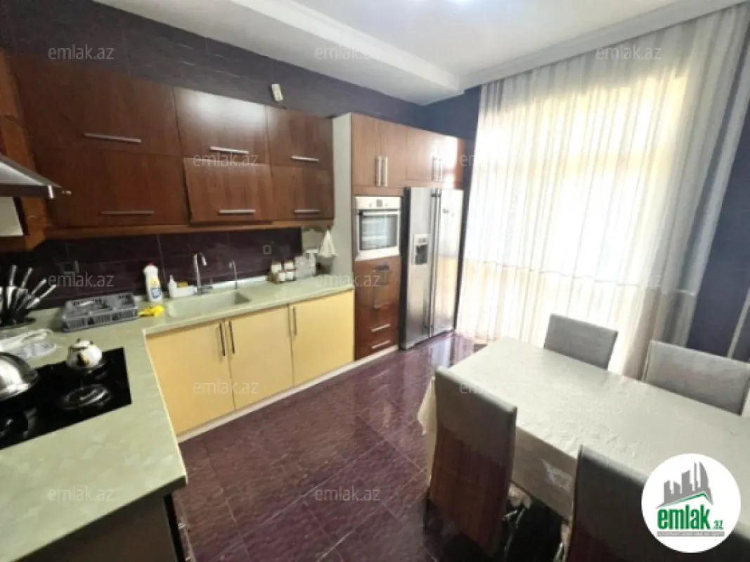 Satılır 3 otaqlı yeni tikili 120 m²