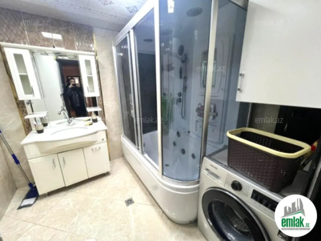 Satılır 3 otaqlı yeni tikili 120 m²