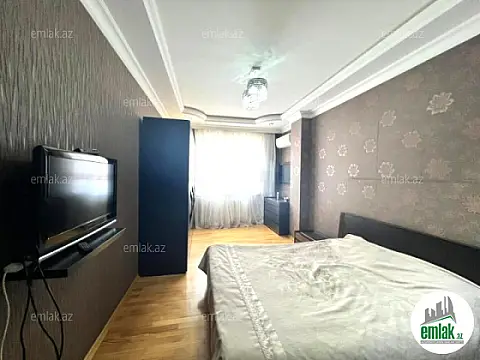 Satılır 3 otaqlı yeni tikili 120 m²