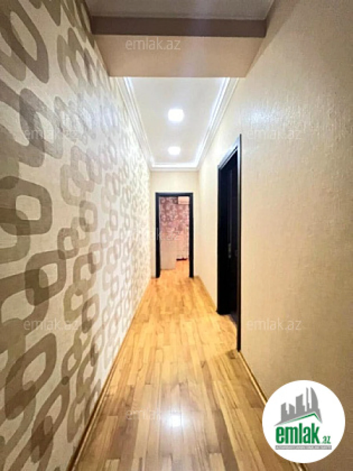 Satılır 3 otaqlı yeni tikili 120 m²