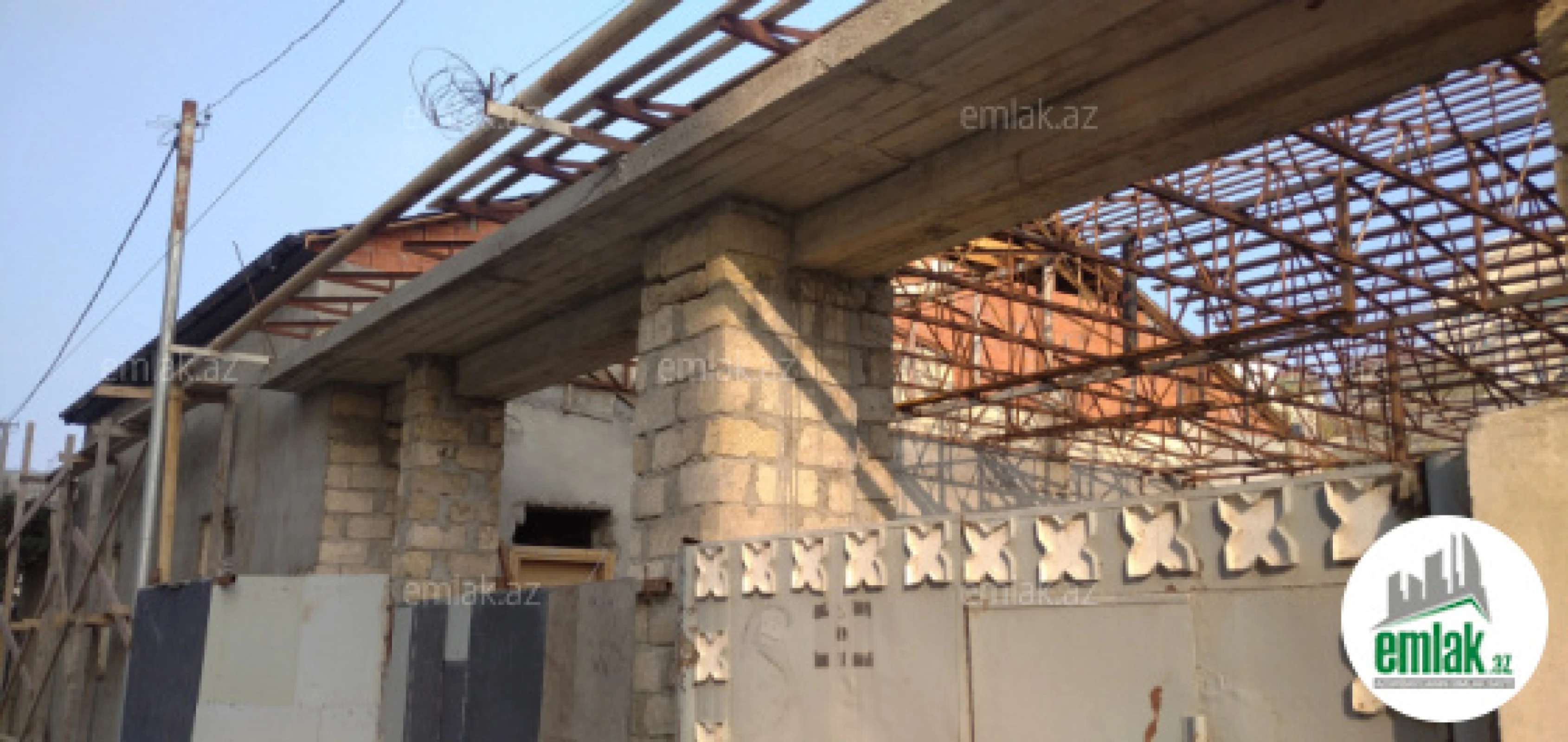 Satılır 6 otaqlı həyət evi 300 m²