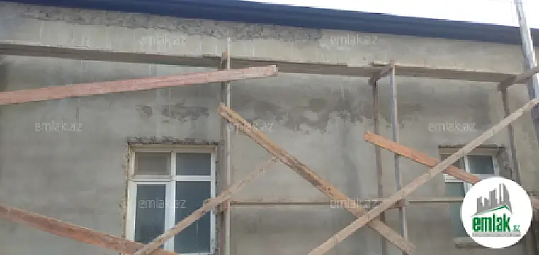 Satılır 6 otaqlı həyət evi 300 m²