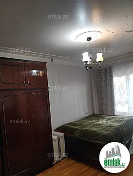 Satılır 3 otaqlı köhnə tikili 90 m²