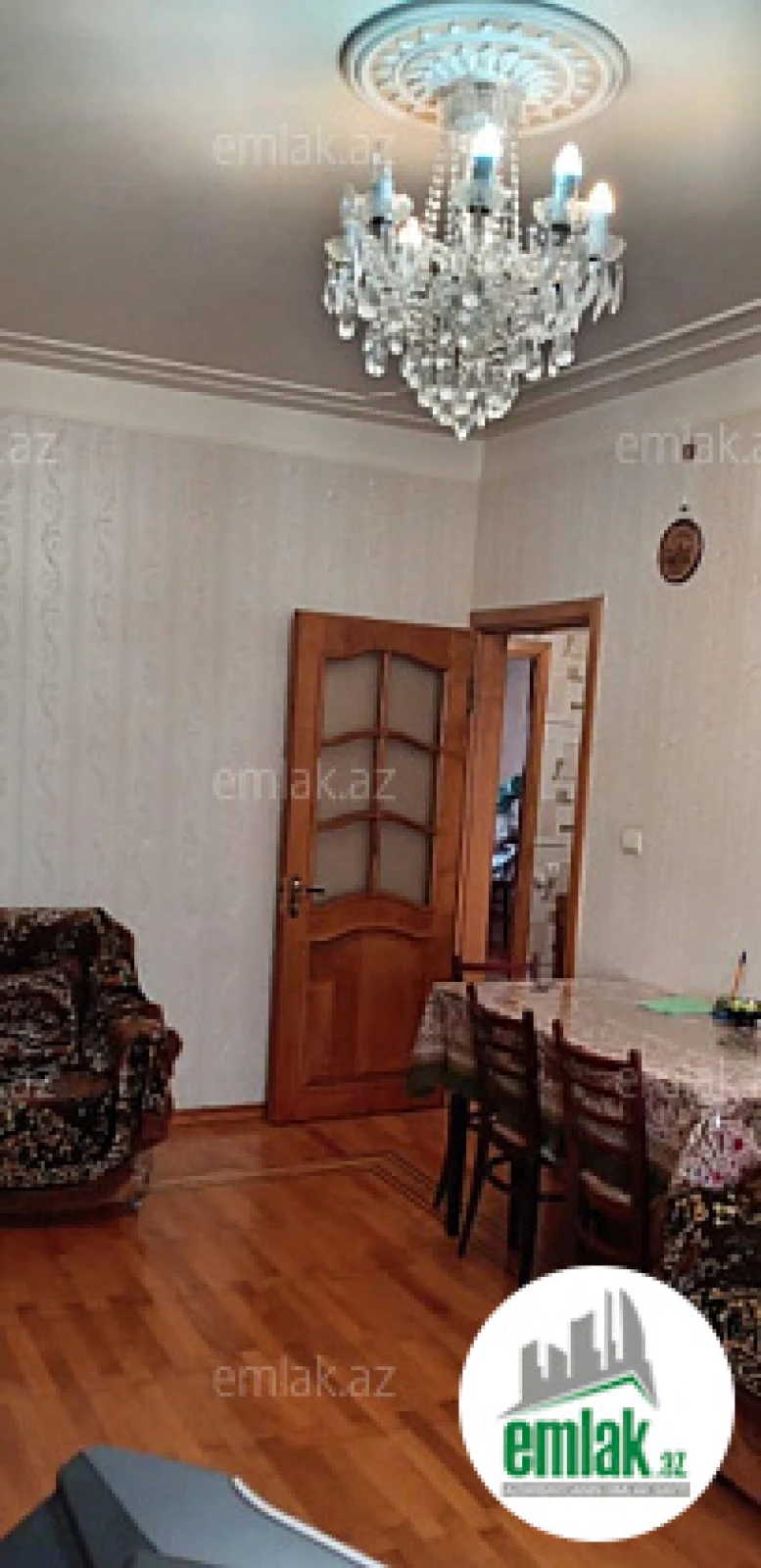 Satılır 3 otaqlı köhnə tikili 90 m²