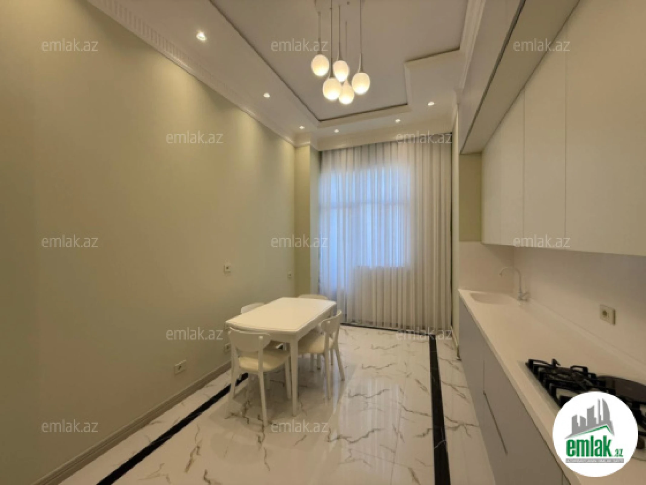 Satılır 3 otaqlı yeni tikili 140 m²