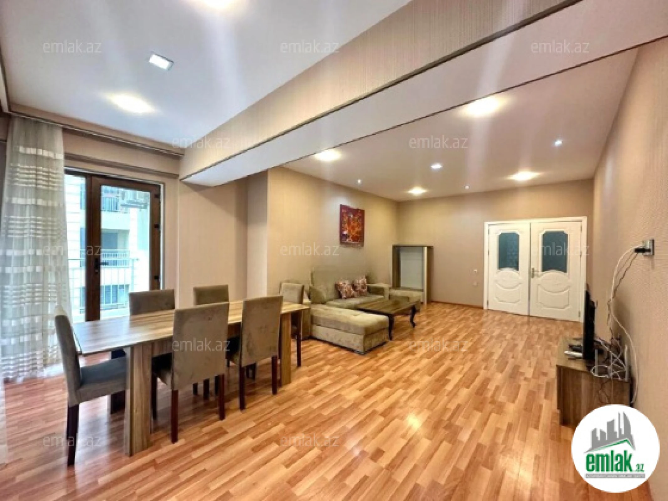 Satılır 3 otaqlı yeni tikili 118 m²