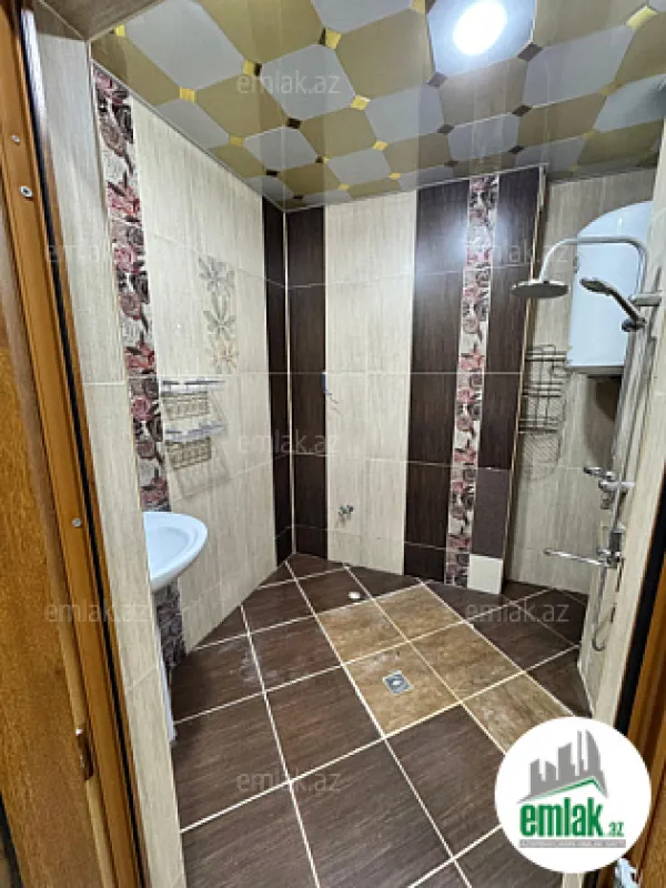 Satılır 2 otaqlı yeni tikili 82.5 m²