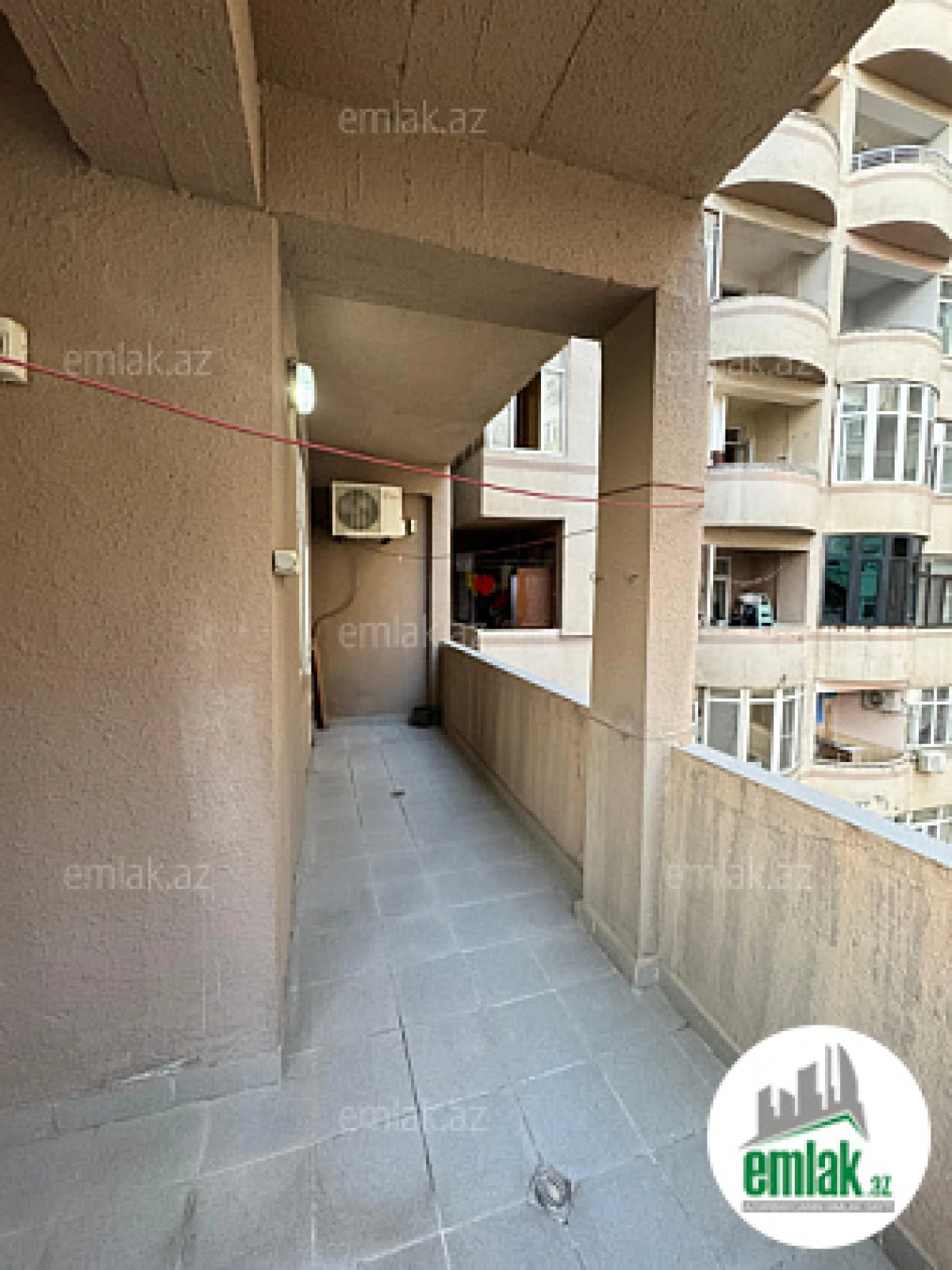 Satılır 2 otaqlı yeni tikili 82.5 m²