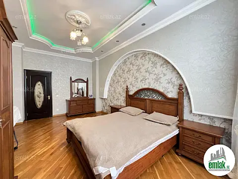 Satılır 3 otaqlı yeni tikili 170 m²