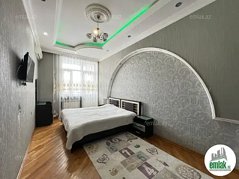 Satılır 3 otaqlı yeni tikili 170 m²