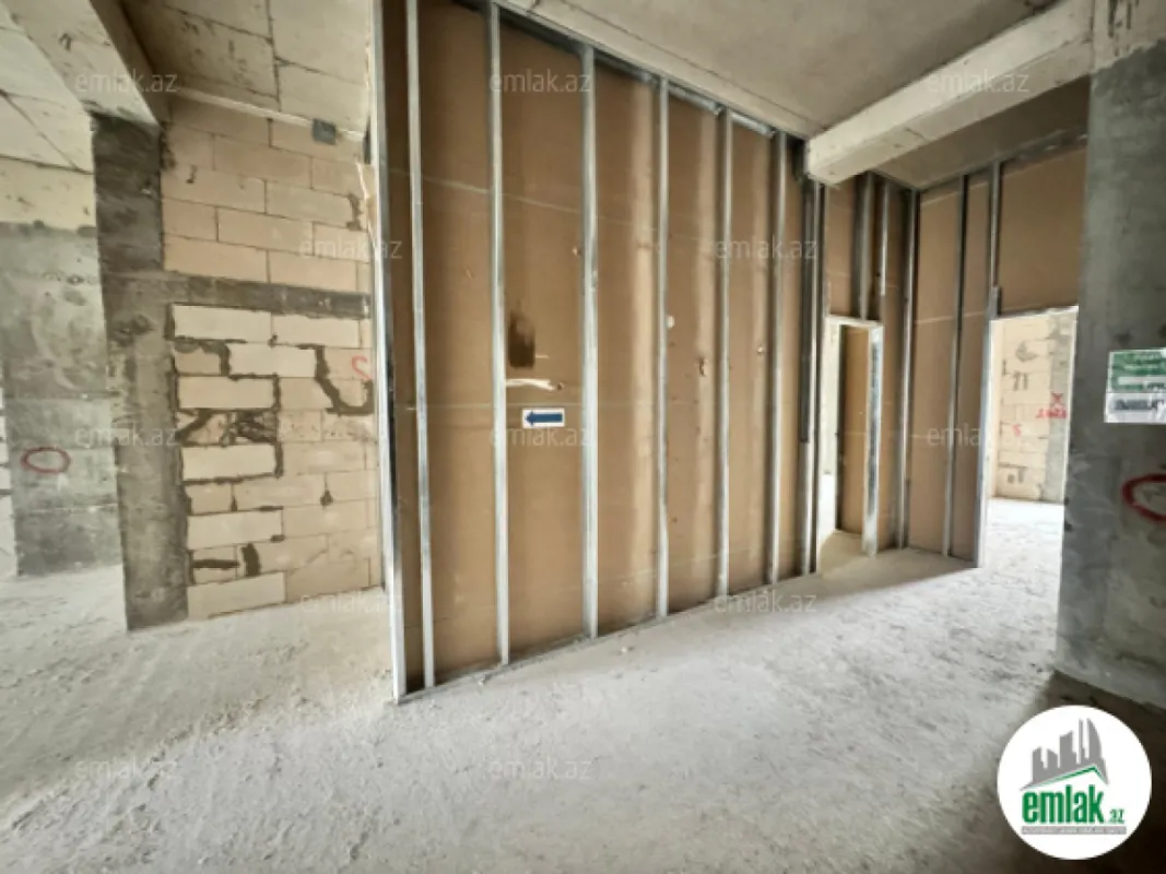 Satılır 4 otaqlı yeni tikili 132 m²