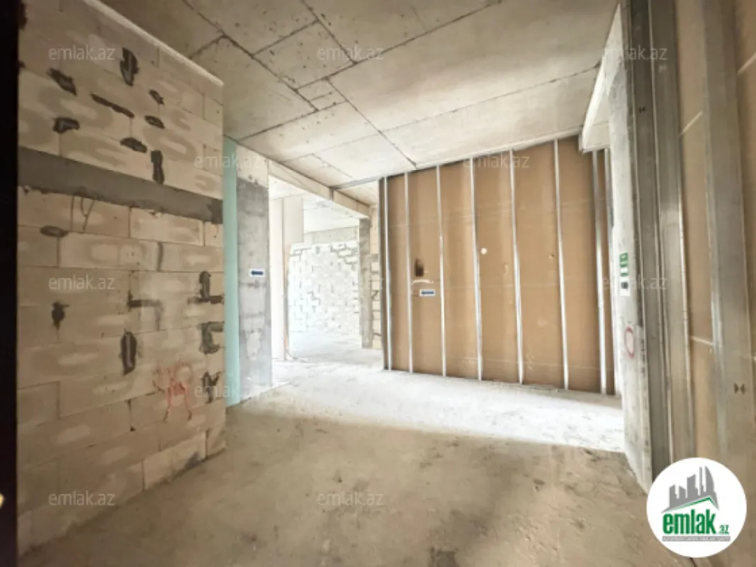 Satılır 4 otaqlı yeni tikili 132 m²