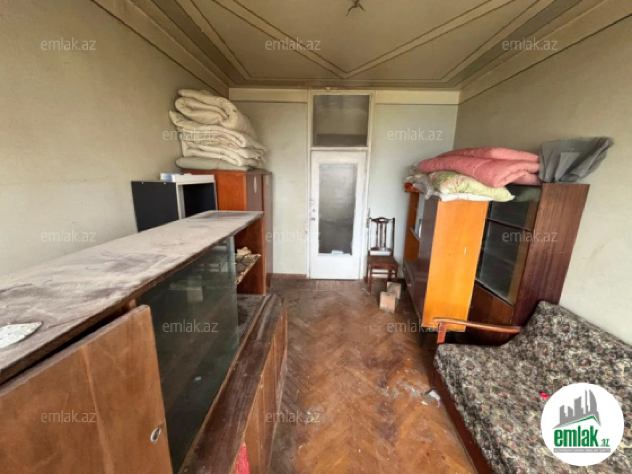 Satılır 4 otaqlı köhnə tikili 105 m²