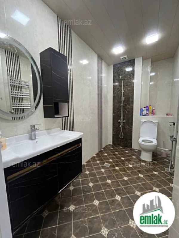 Satılır 3 otaqlı yeni tikili 105 m²