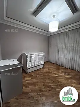 Satılır 3 otaqlı yeni tikili 80 m²