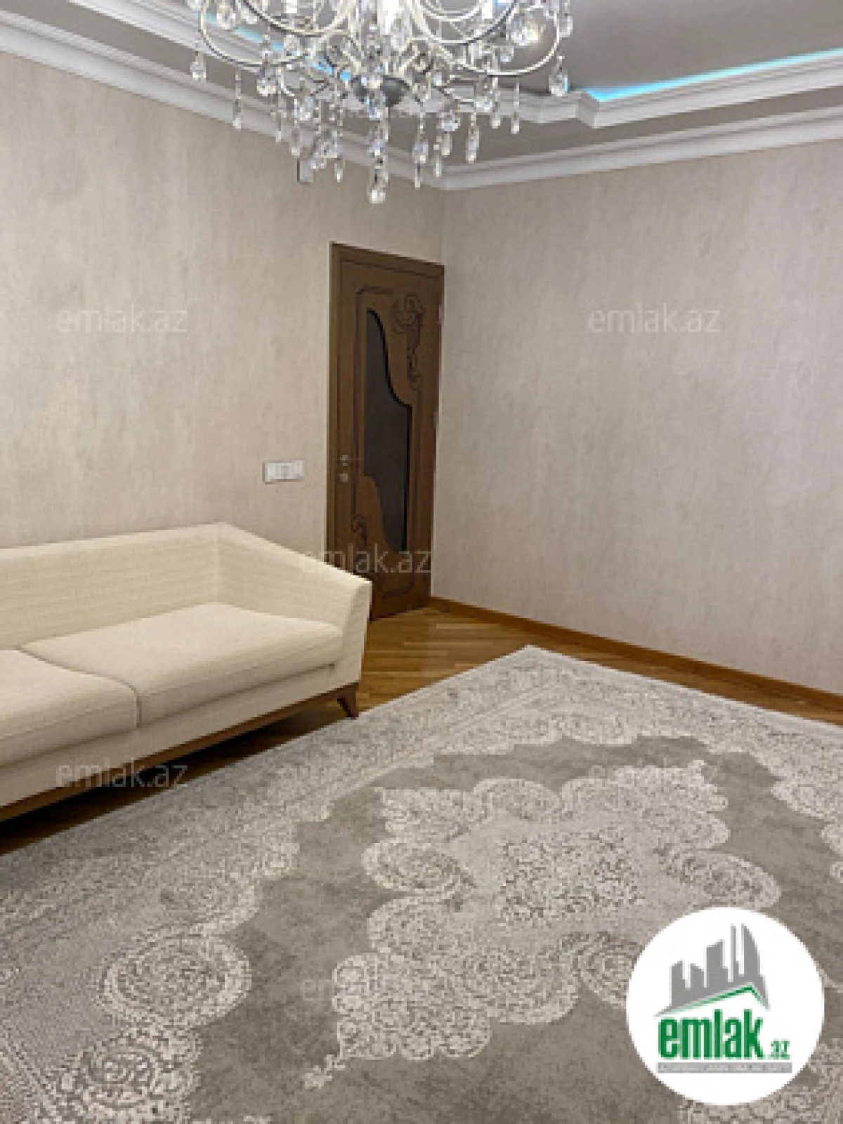 Satılır 3 otaqlı yeni tikili 80 m²