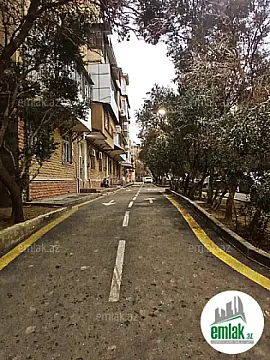 Satılır 2 otaqlı köhnə tikili 70 m²