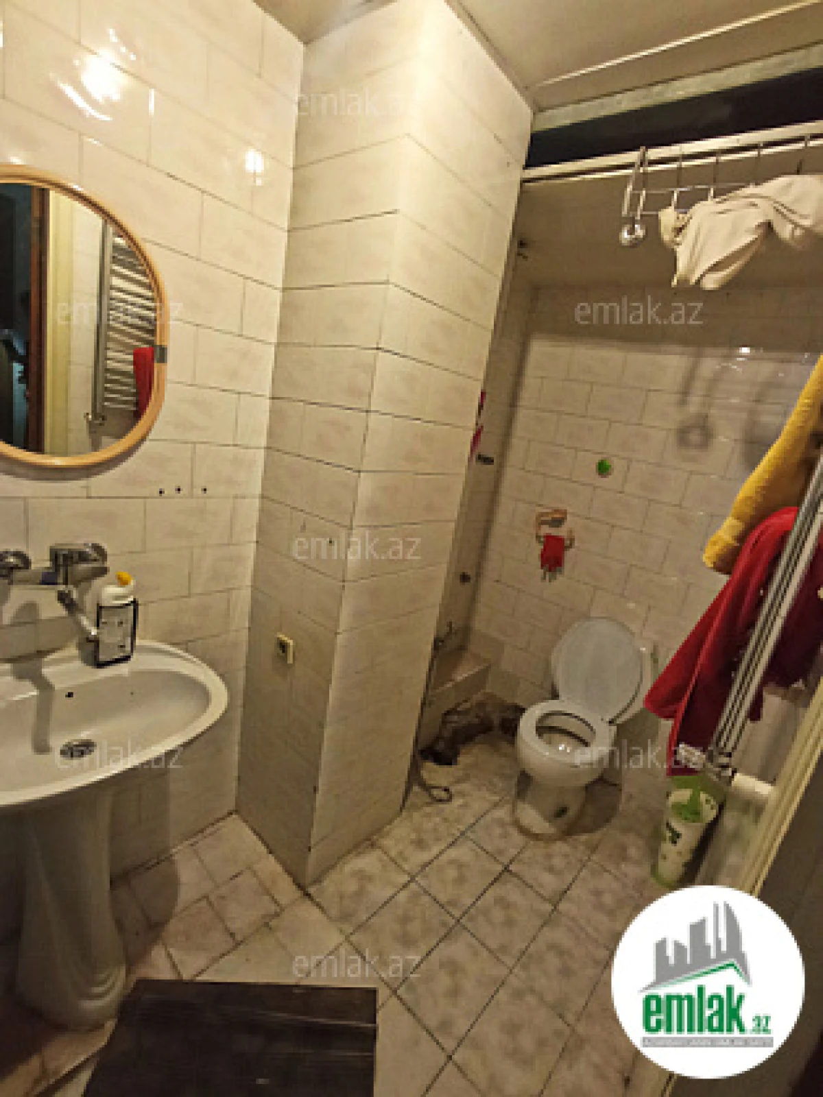 Satılır 2 otaqlı köhnə tikili 70 m²