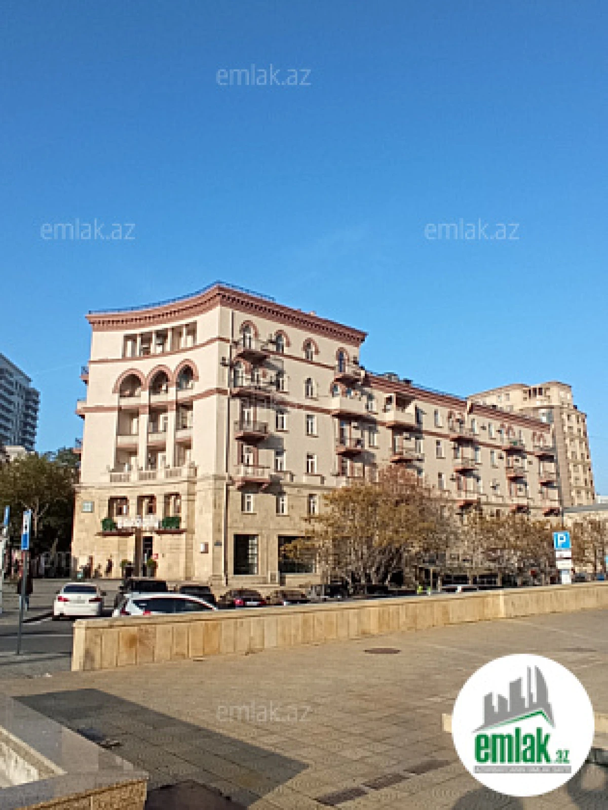 Satılır 2 otaqlı köhnə tikili 70 m²