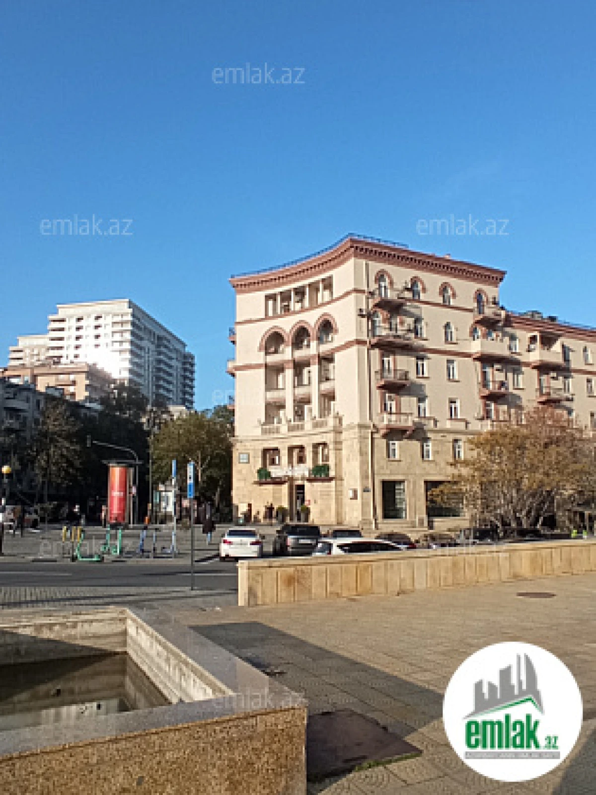 Satılır 2 otaqlı köhnə tikili 70 m²