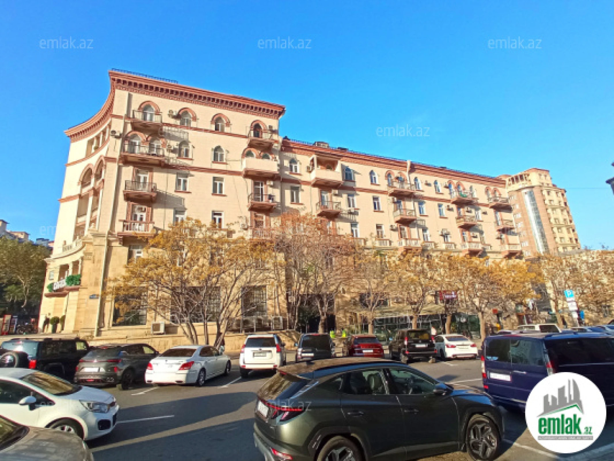 Satılır 2 otaqlı köhnə tikili 70 m²