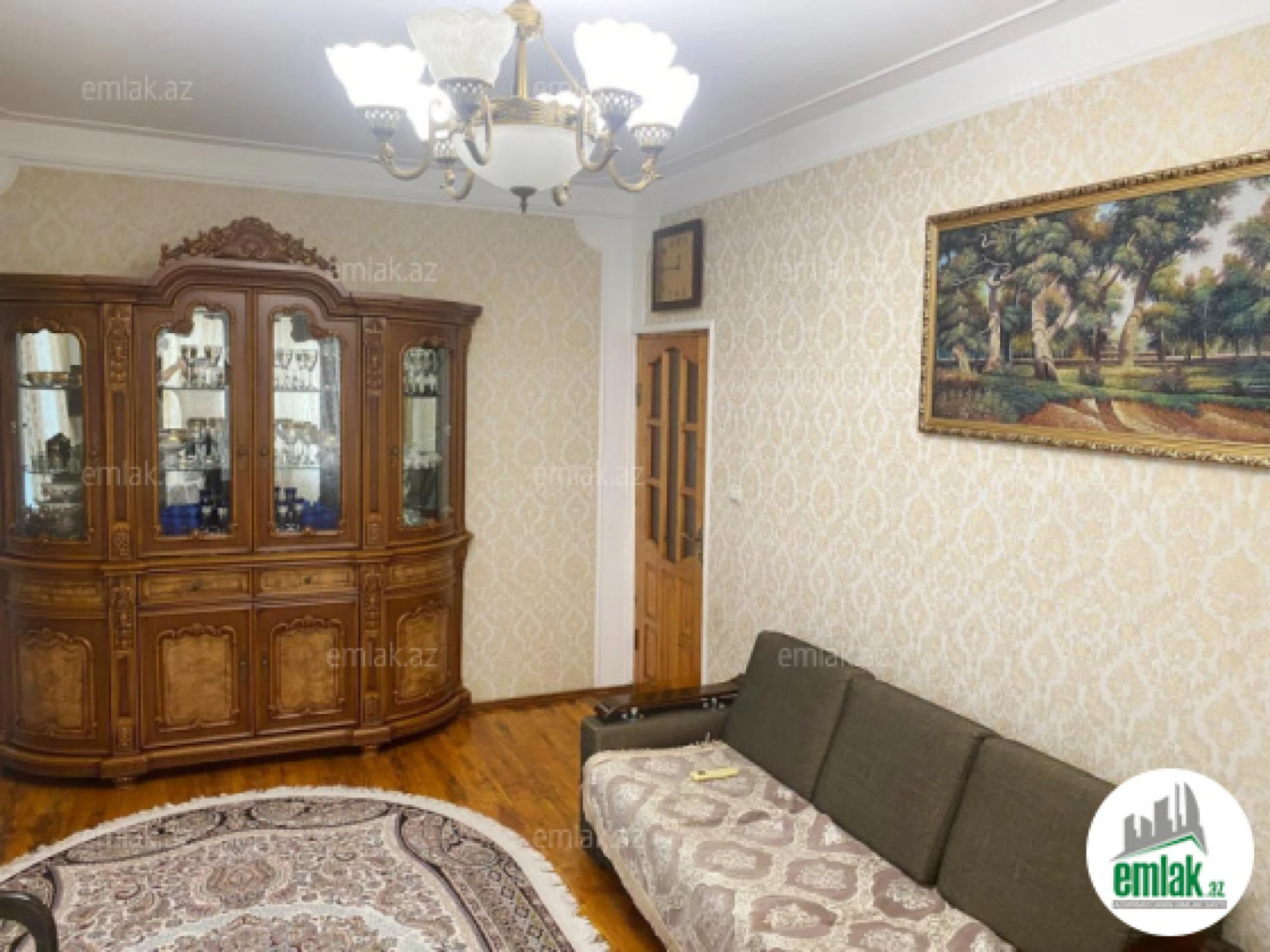 Satılır 4 otaqlı köhnə tikili 120 m²