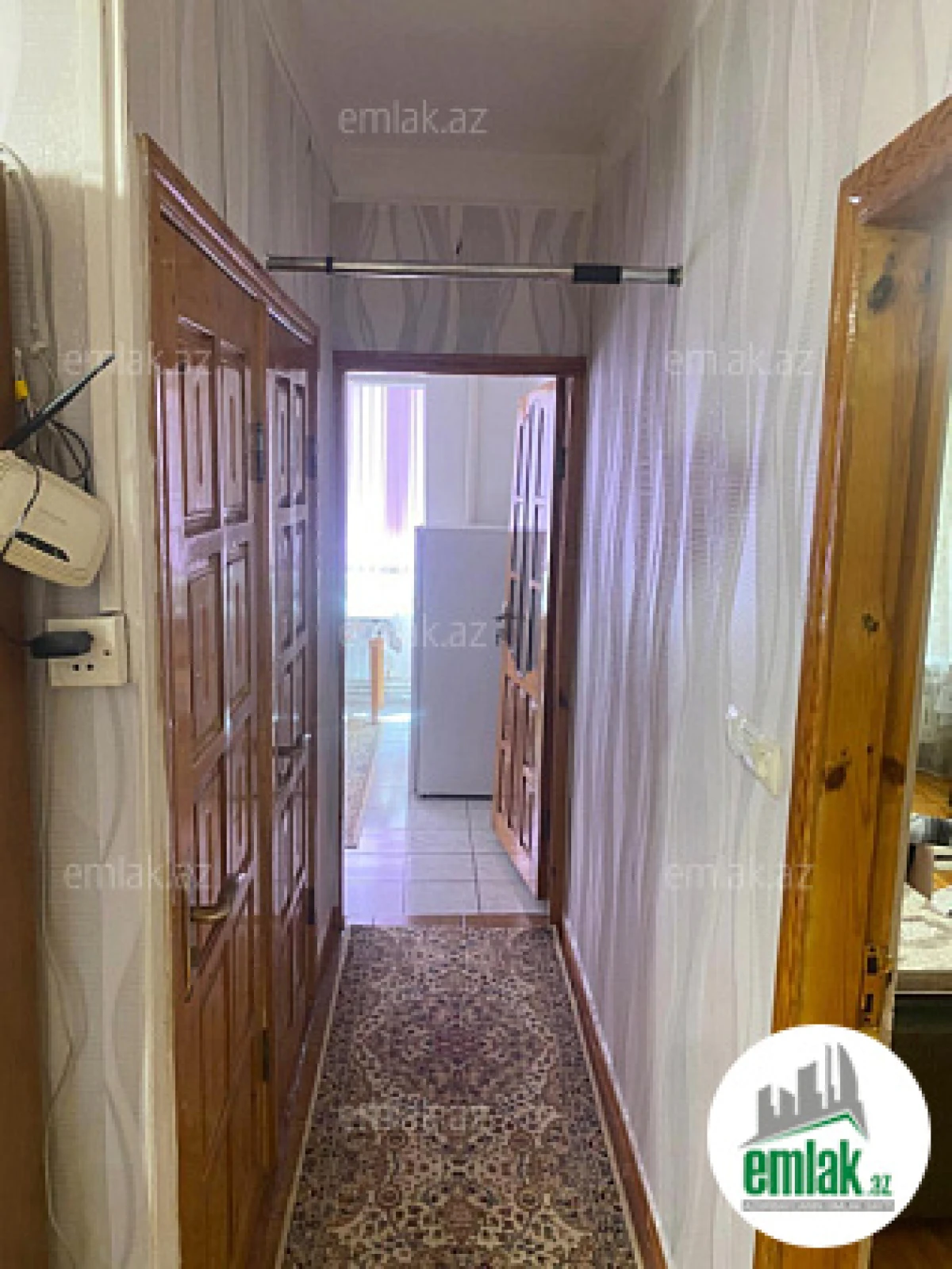 Satılır 4 otaqlı köhnə tikili 120 m²