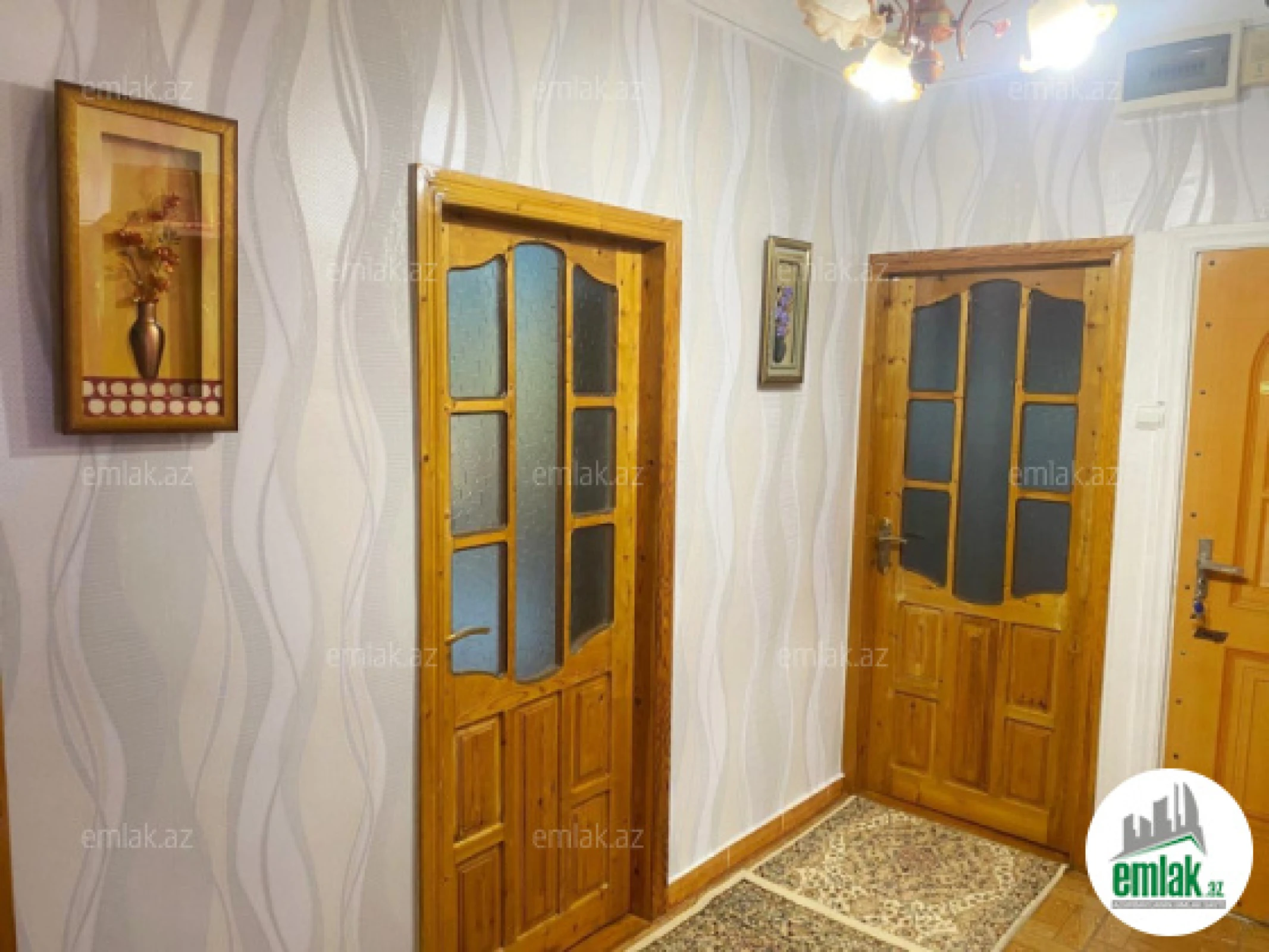 Satılır 4 otaqlı köhnə tikili 120 m²