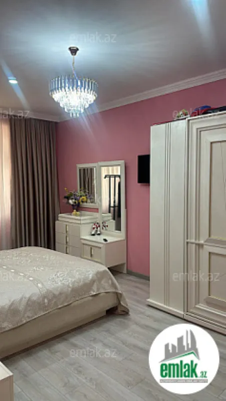 Satılır 4 otaqlı yeni tikili 160 m²