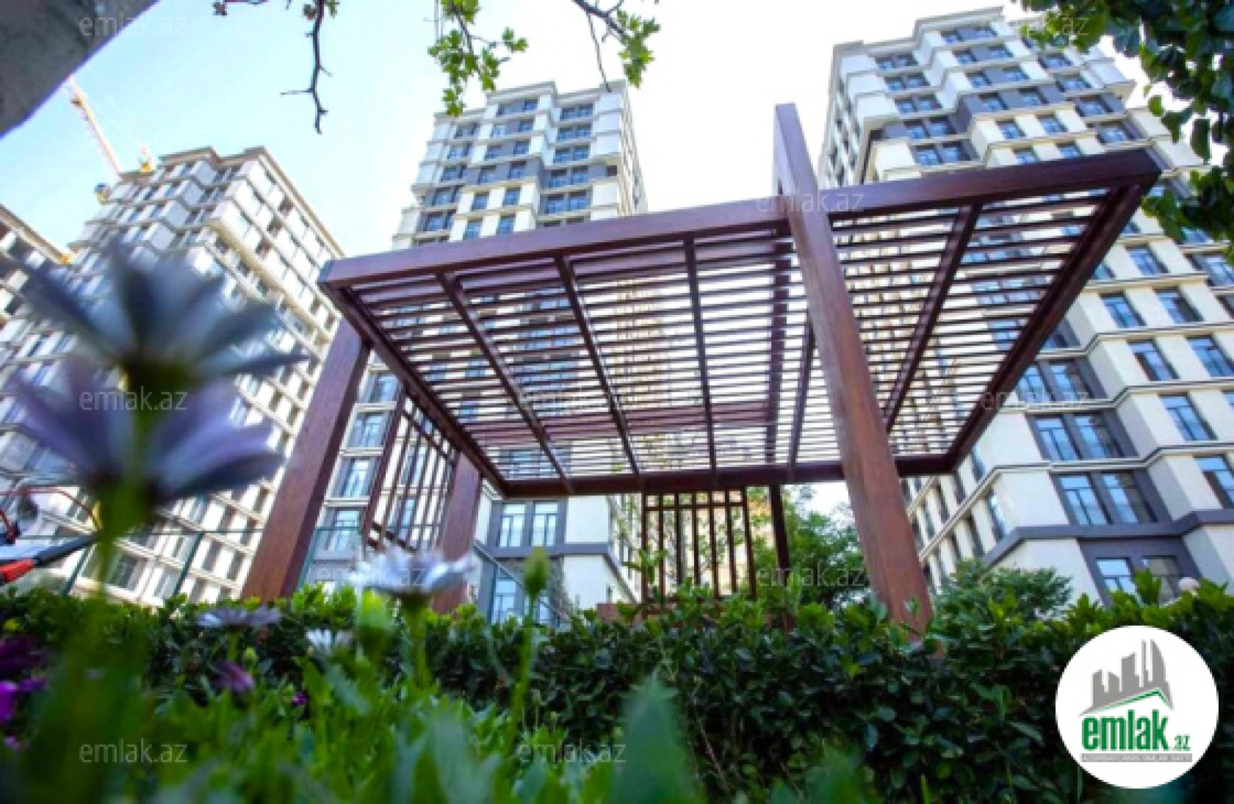 Satılır 3 otaqlı yeni tikili 100.6 m²