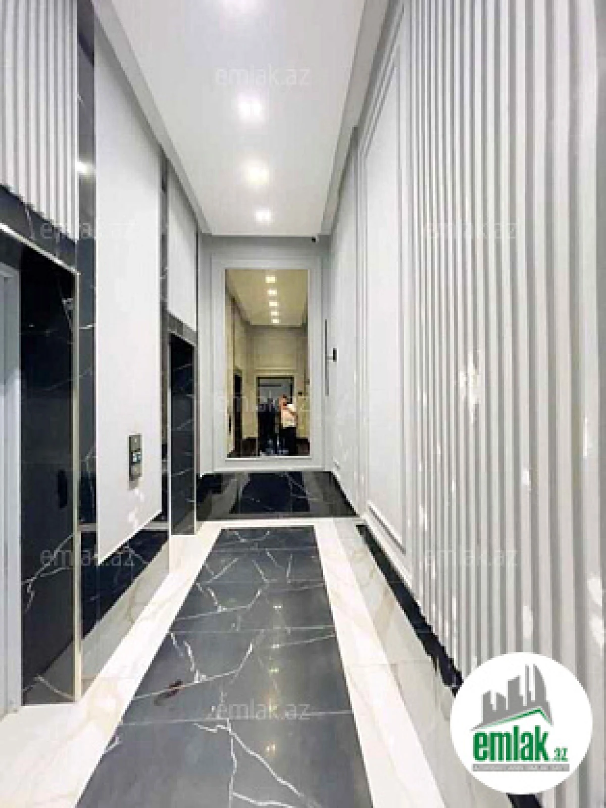 Satılır 3 otaqlı yeni tikili 100.6 m²