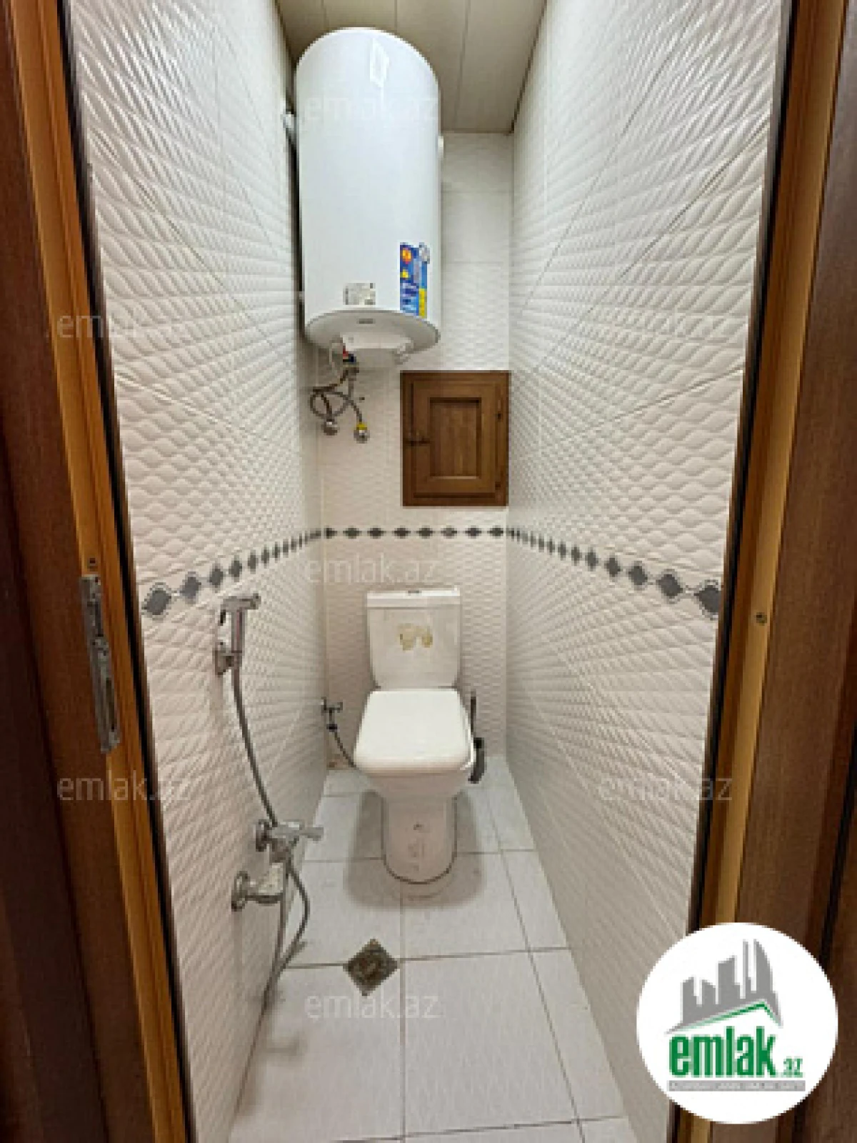 Satılır 3 otaqlı köhnə tikili 80 m²