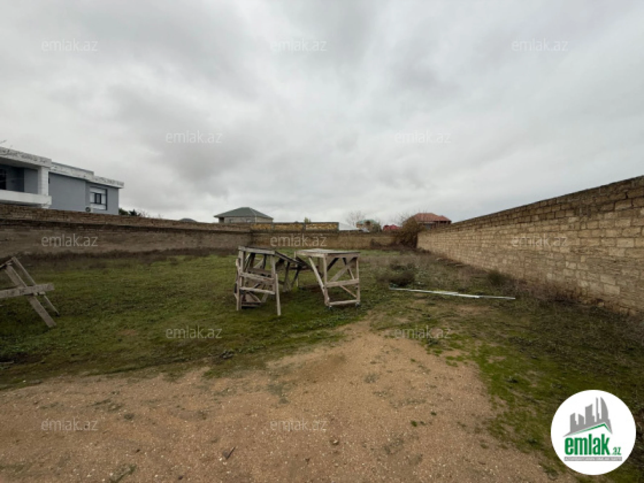 Satılır torpaq sahəsi 10 m²