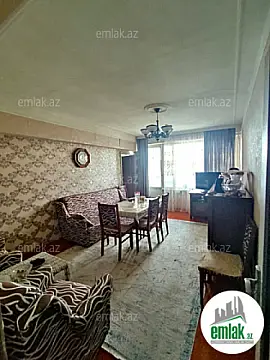 Satılır 3 otaqlı köhnə tikili 90 m²