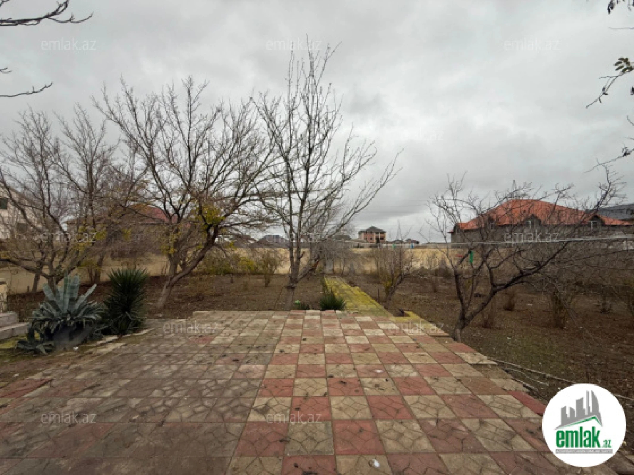 Satılır torpaq sahəsi 10 m²